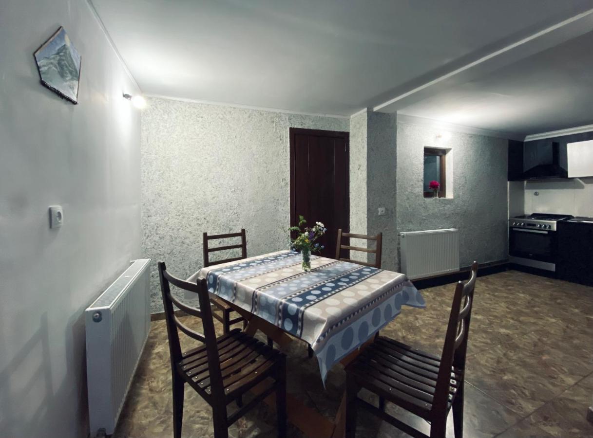 Cottage Kesane Kazbegi Eksteriør billede